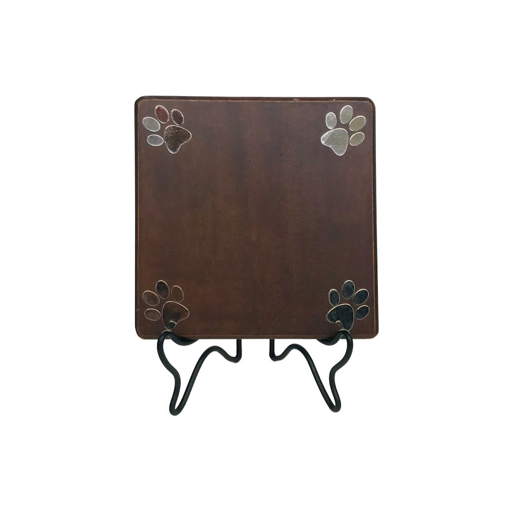 paw print display paw print display